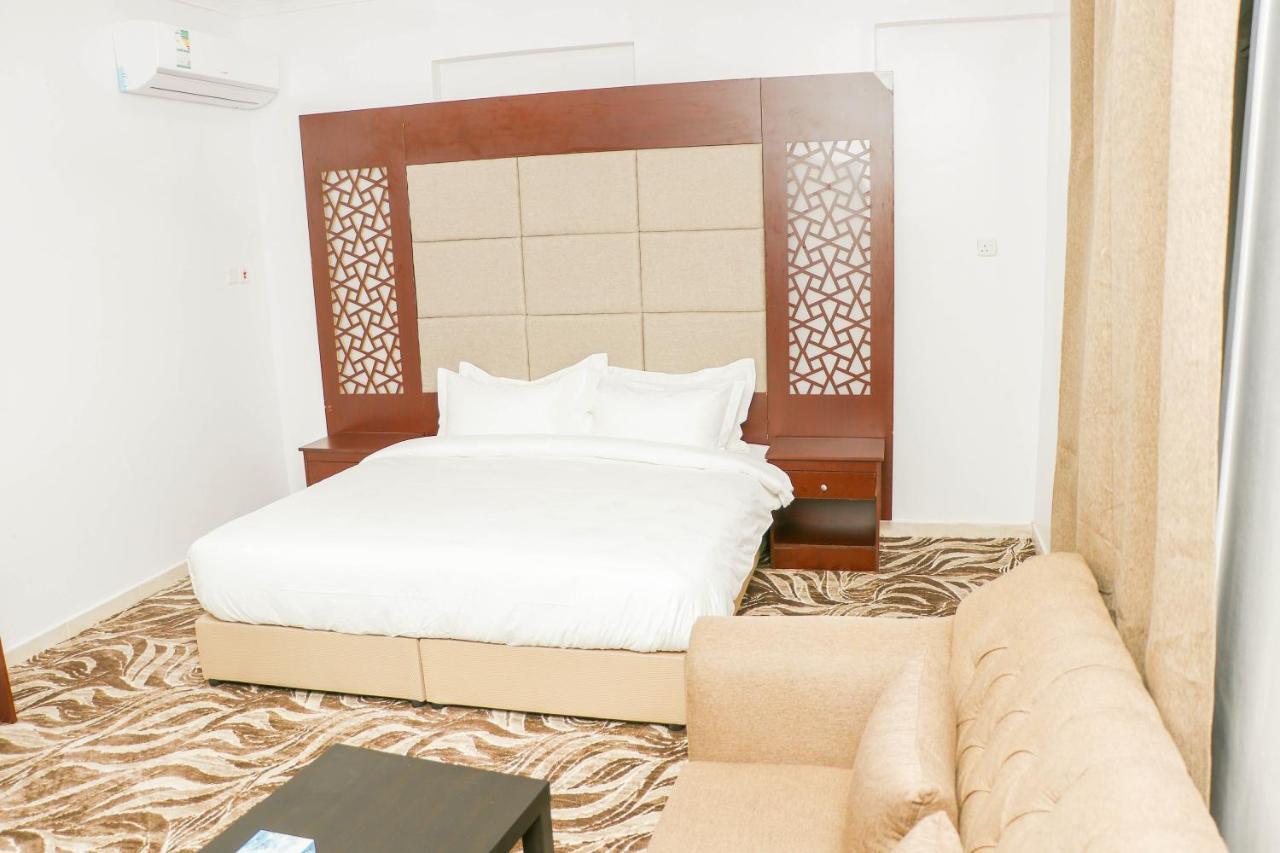 Al Farhan Dumah Al Jandal Hotel Dawmat al-Jandal ภายนอก รูปภาพ