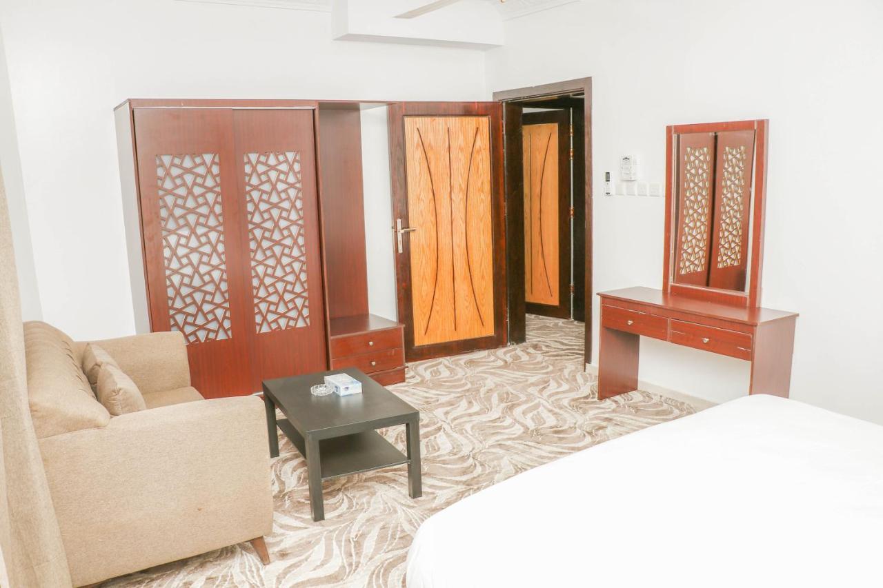 Al Farhan Dumah Al Jandal Hotel Dawmat al-Jandal ภายนอก รูปภาพ