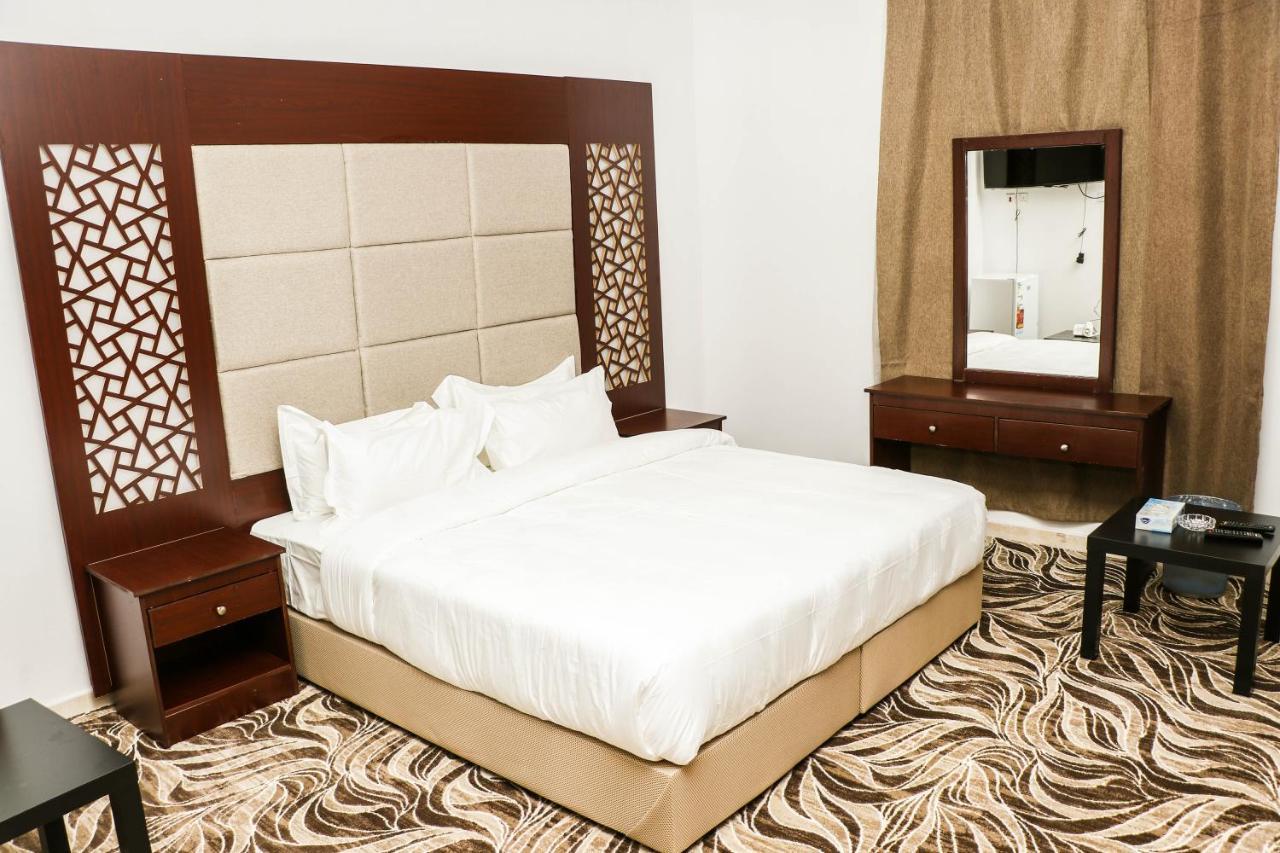 Al Farhan Dumah Al Jandal Hotel Dawmat al-Jandal ภายนอก รูปภาพ
